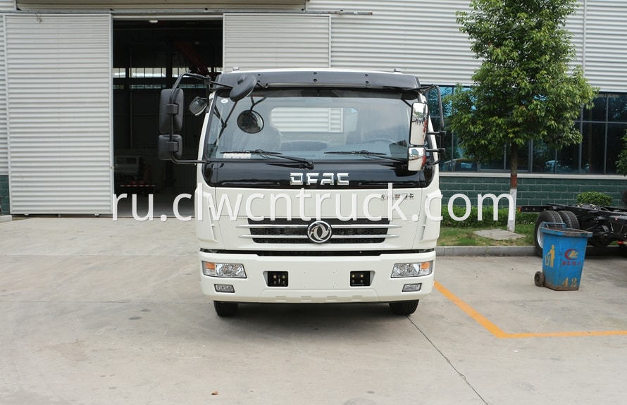 dongfeng water bowser chassis 2